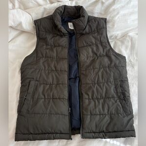 GAP Men's Quilted Puffer Vest - Forest dark green with Navy Lining
